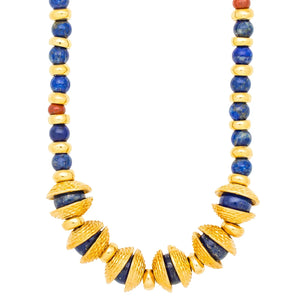 Kailua. Beautiful classic african style necklace, with amazing stones and craftmanship.